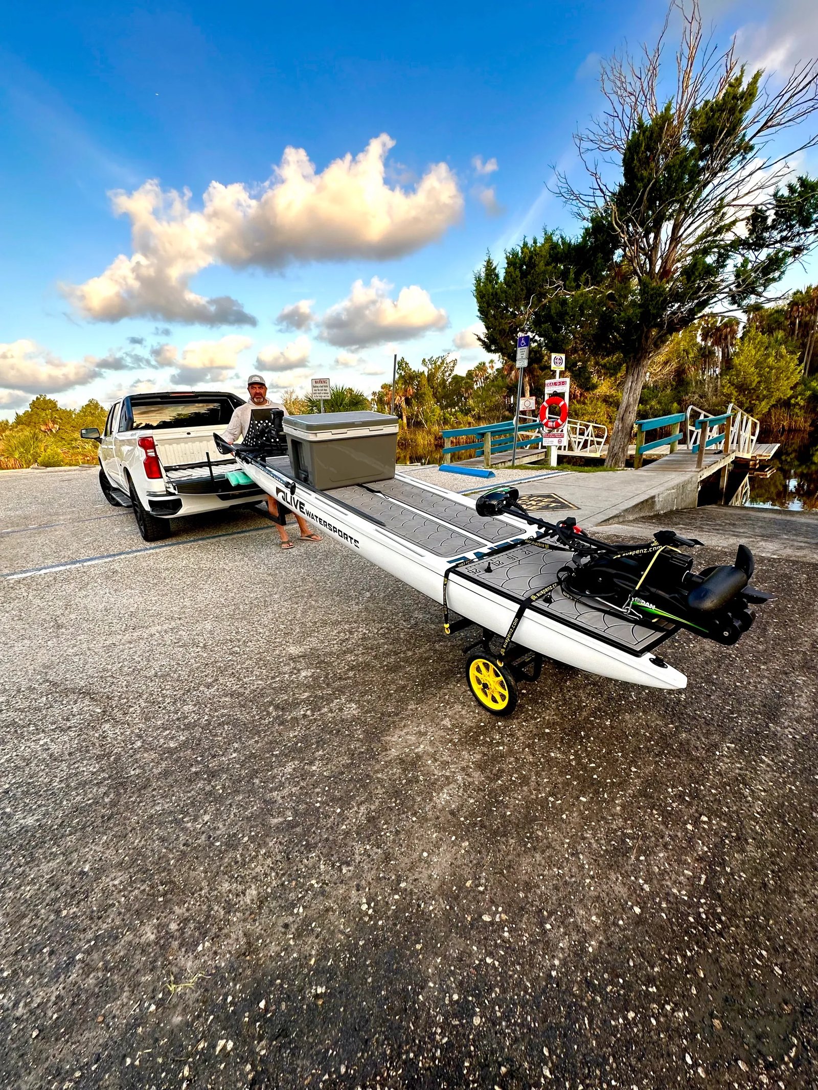 L4 Expedition Motorized Hybrid view 5