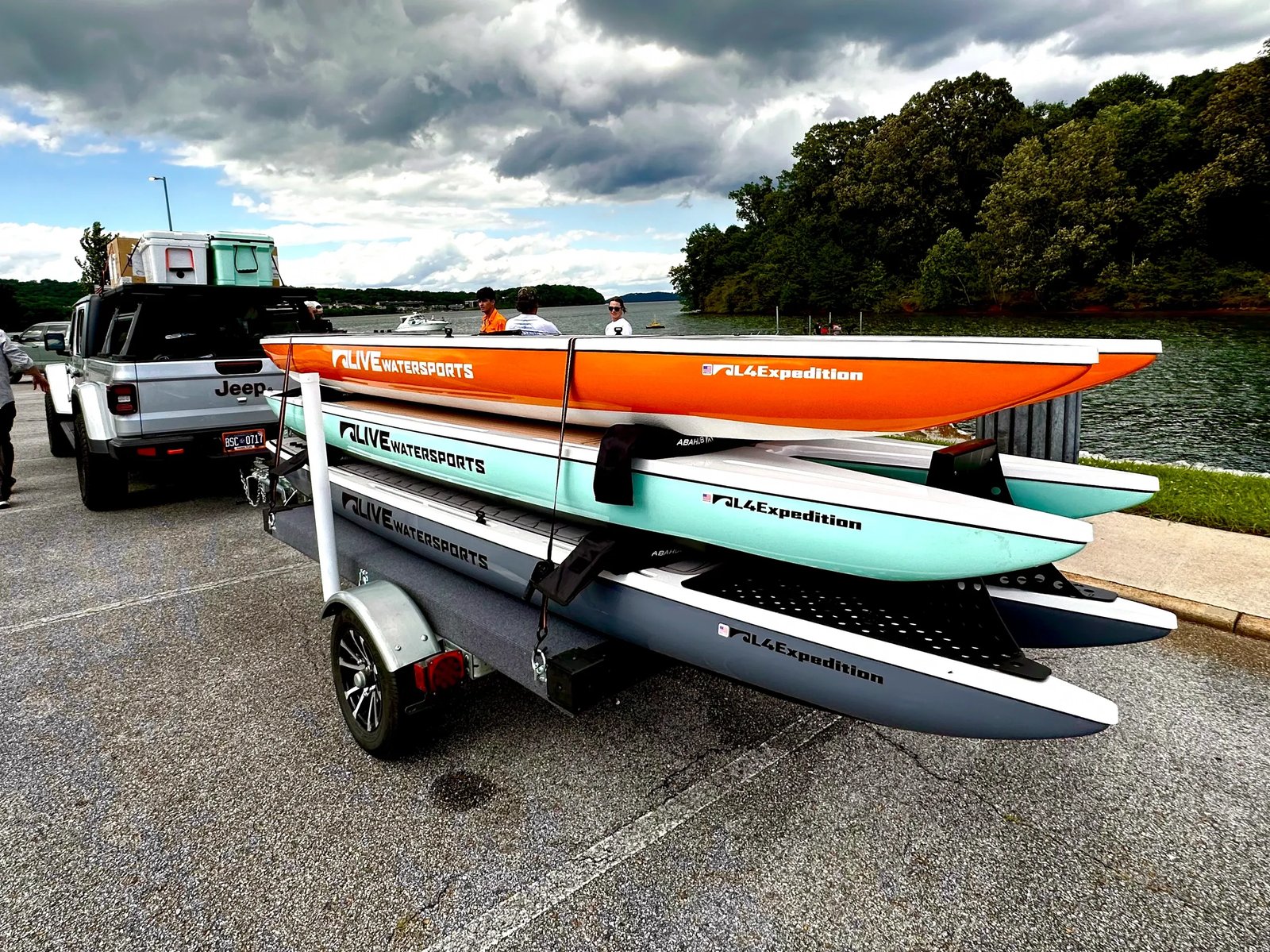 L4 Expedition Motorized Hybrid view 6