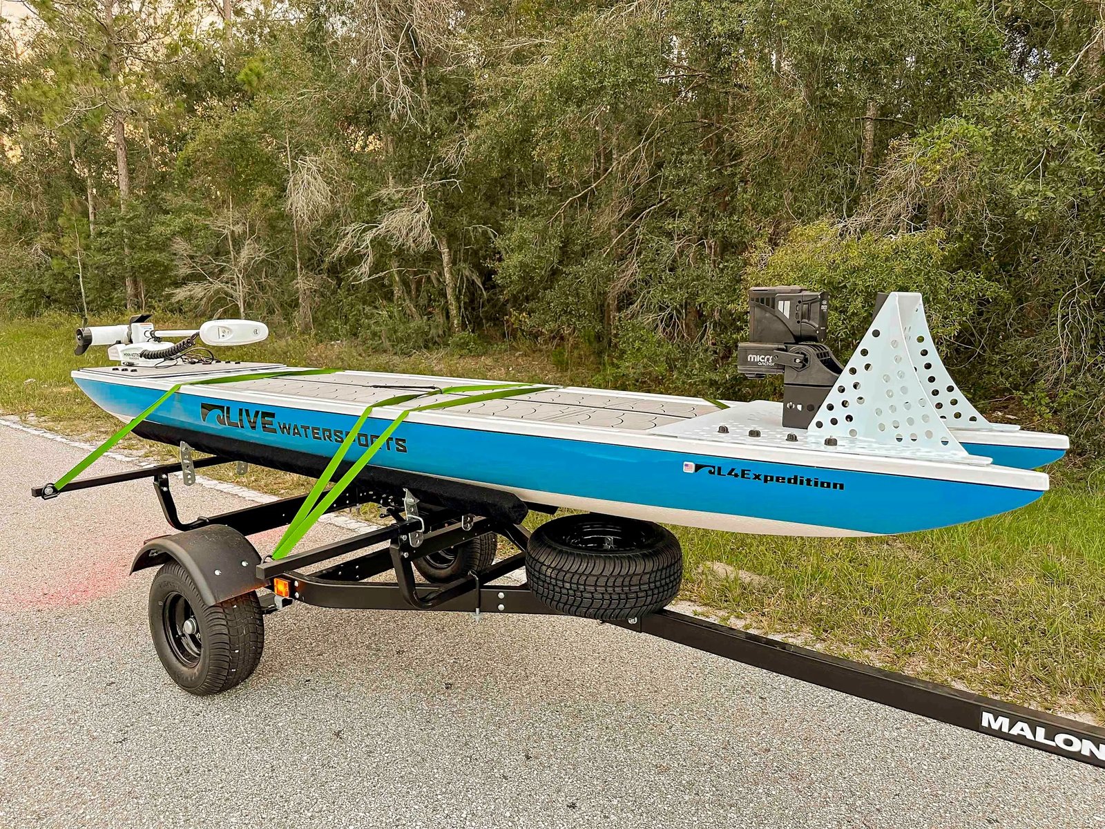 Malone MicroSport™ Off-Road 2 Kayak Trailer Package view 5