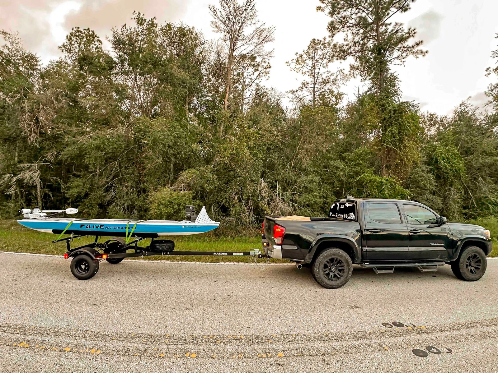Malone MicroSport™ Off-Road 2 Kayak Trailer Package view 7
