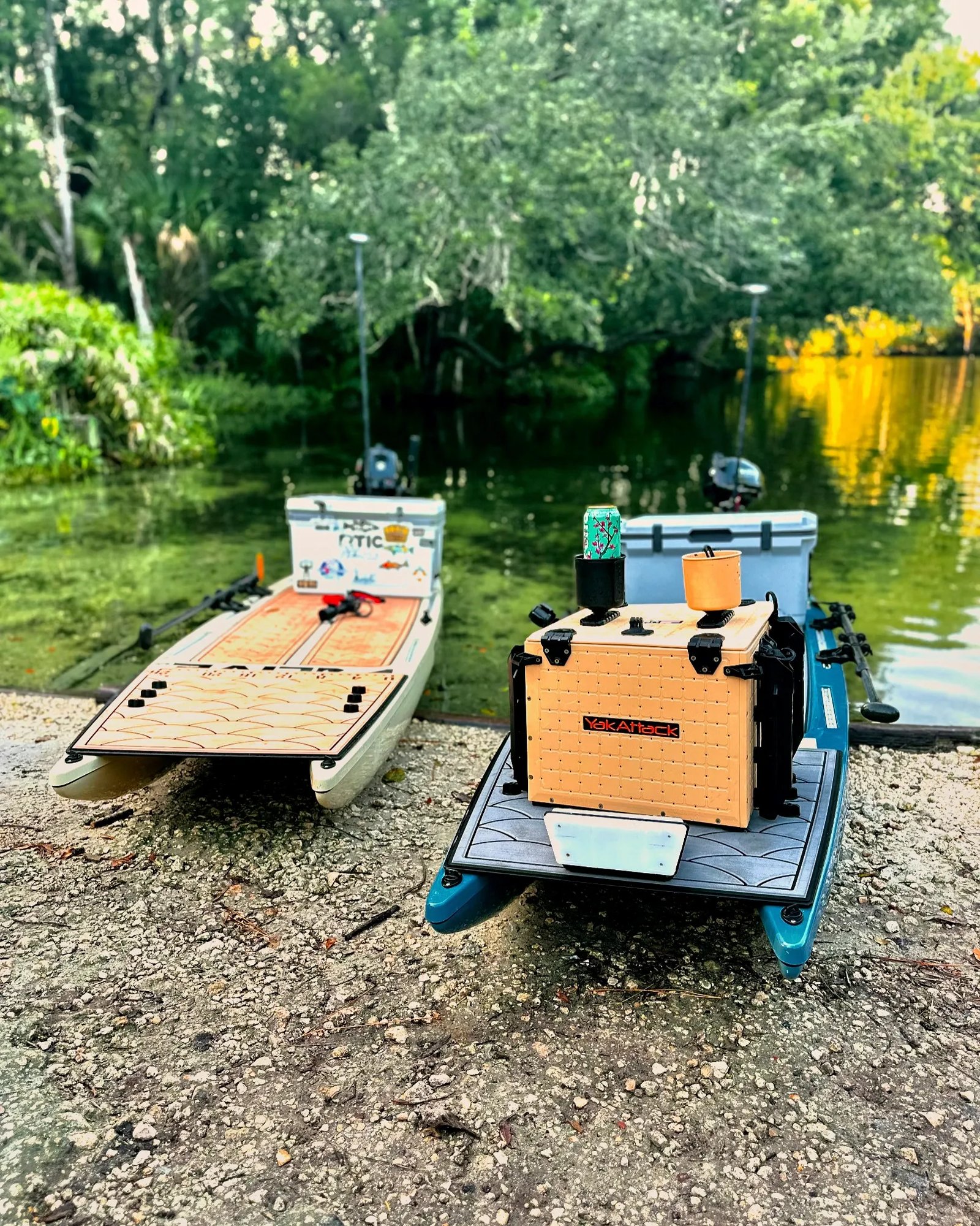Trolling Motor or Utility Mount with Marine Mat and Hardware
